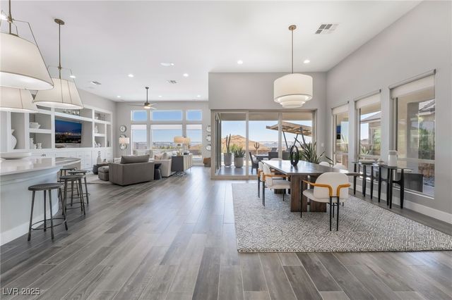 3120 Greenscape Lane, Las Vegas, NV 89138