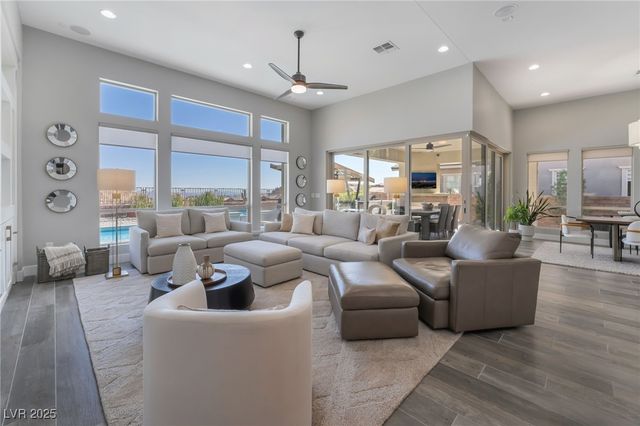 3120 Greenscape Lane, Las Vegas, NV 89138