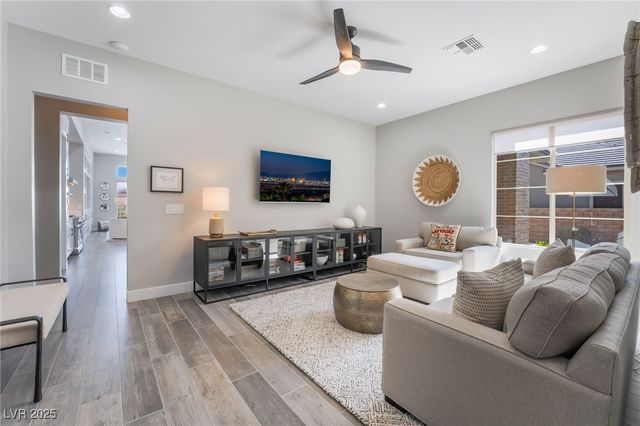 3120 Greenscape Lane, Las Vegas, NV 89138