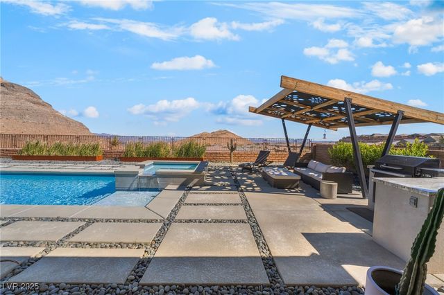 3120 Greenscape Lane, Las Vegas, NV 89138