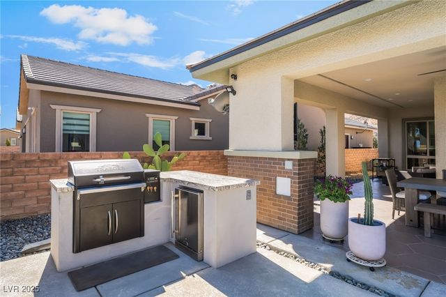 3120 Greenscape Lane, Las Vegas, NV 89138