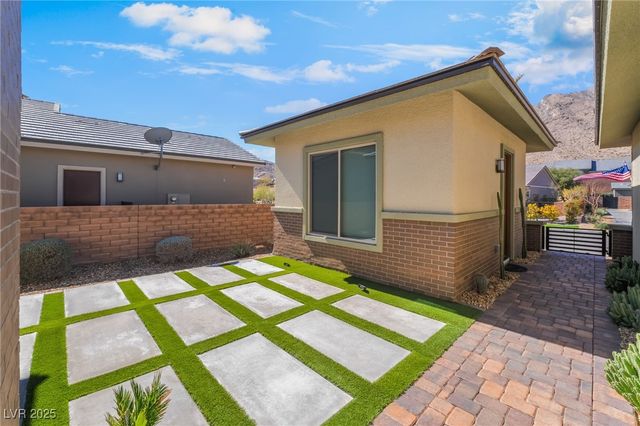 3120 Greenscape Lane, Las Vegas, NV 89138