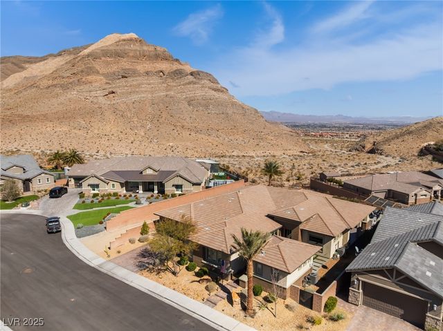 3120 Greenscape Lane, Las Vegas, NV 89138