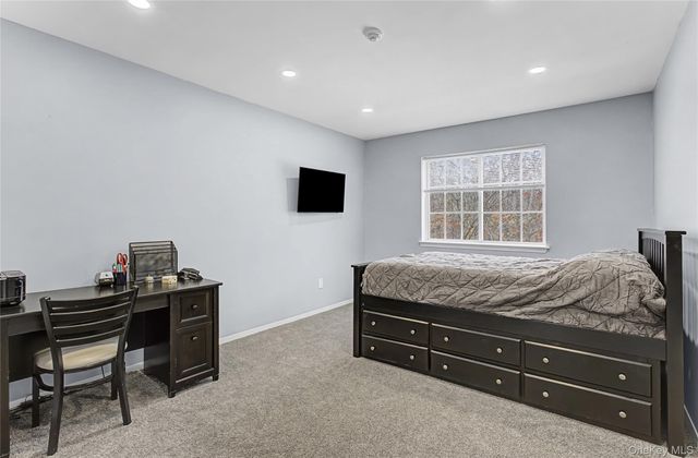 168 Gothic Circle, Manorville, NY 11949