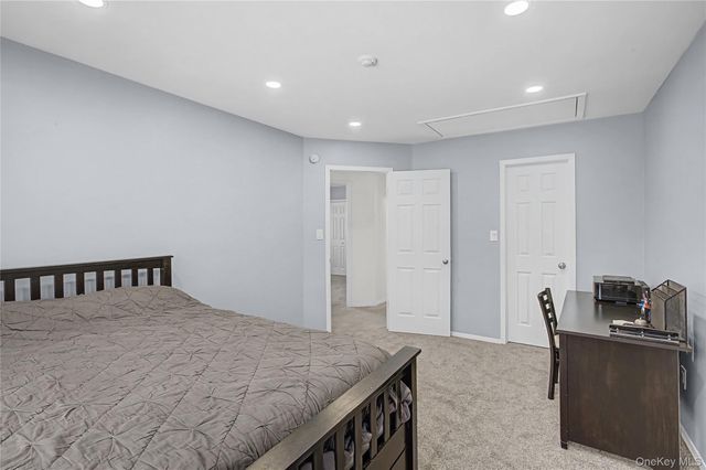 168 Gothic Circle, Manorville, NY 11949