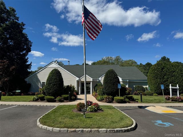 168 Gothic Circle, Manorville, NY 11949