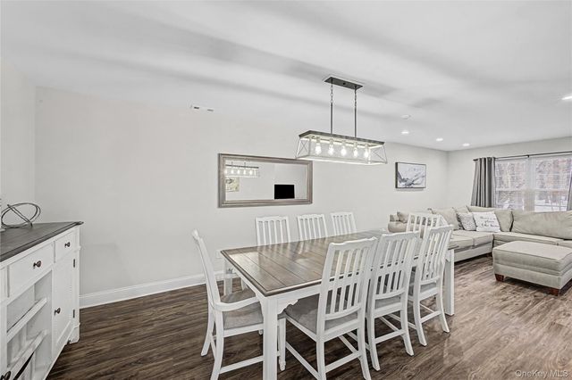 168 Gothic Circle, Manorville, NY 11949