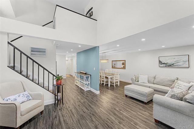 168 Gothic Circle, Manorville, NY 11949