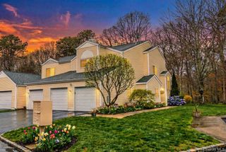 168 Gothic Circle, Manorville, NY 11949