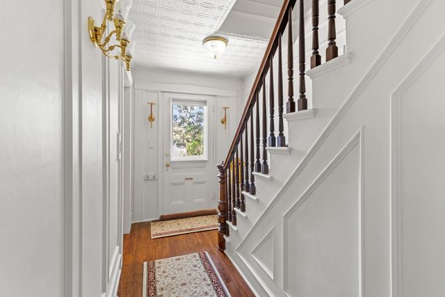 14 Cottage Street, Nashua, NH 03060