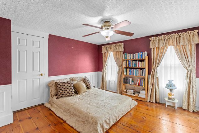 14 Cottage Street, Nashua, NH 03060
