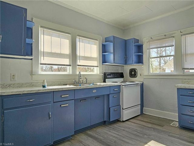 804 Church Street, Eden, NC 27288