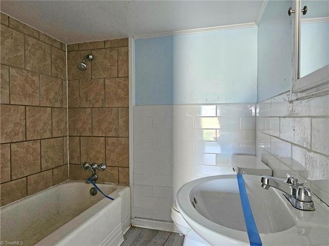 804 Church Street, Eden, NC 27288