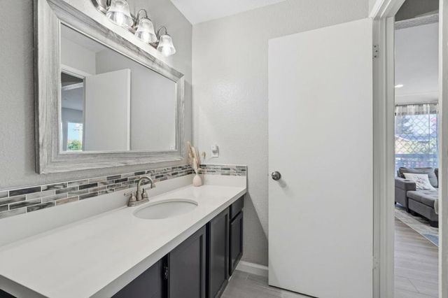 5547 Russo, San Jose, CA 95118