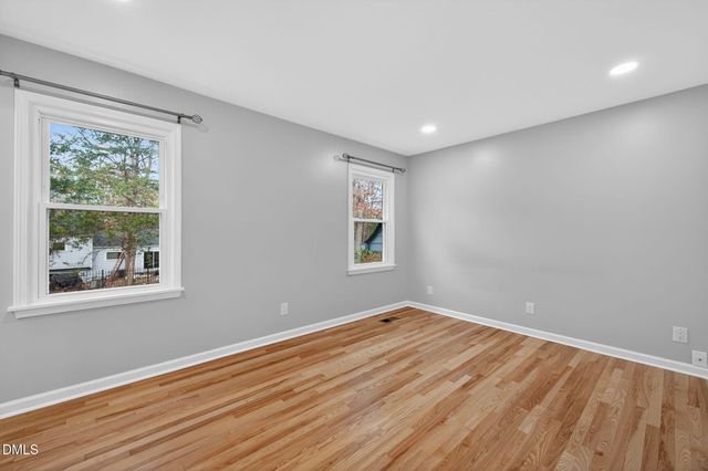 1112 Stonehedge Avenue, Durham, NC 27707