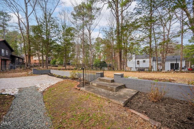 1112 Stonehedge Avenue, Durham, NC 27707