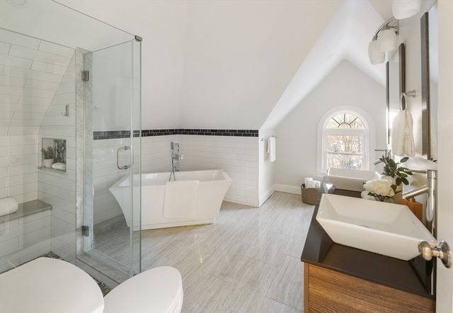 130 Newtonville Ave PH, Newton, MA 02458