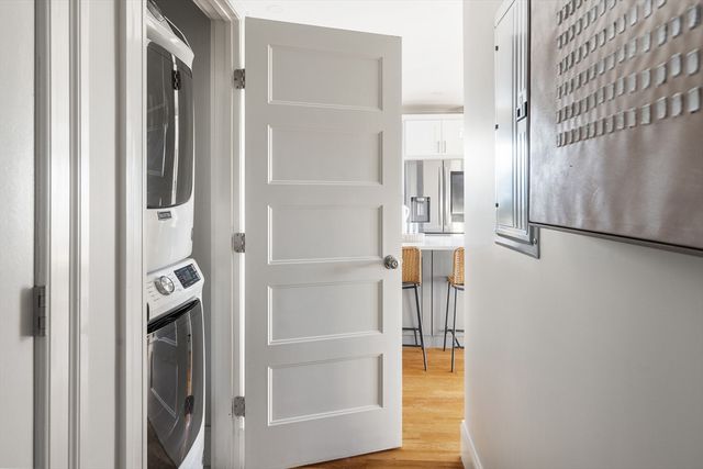 130 Newtonville Ave PH, Newton, MA 02458