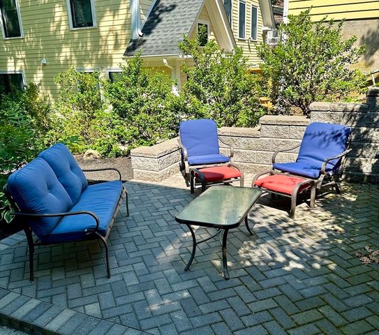 130 Newtonville Ave PH, Newton, MA 02458