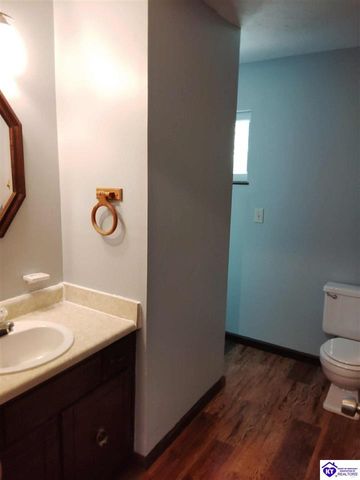 143 Mockingbird Drive, Radcliff, KY 40160