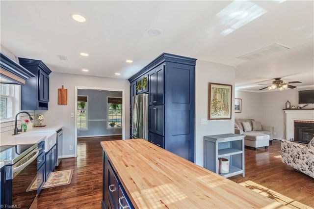 1125 Briarwood Drive, Walnut Cove, NC 27052