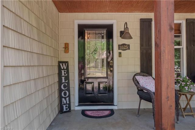 1125 Briarwood Drive, Walnut Cove, NC 27052