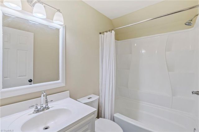 1125 Briarwood Drive, Walnut Cove, NC 27052