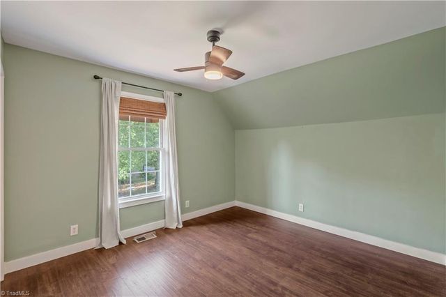 1125 Briarwood Drive, Walnut Cove, NC 27052