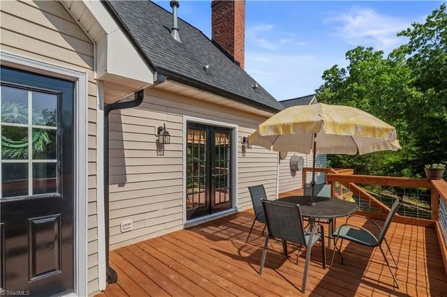1125 Briarwood Drive, Walnut Cove, NC 27052