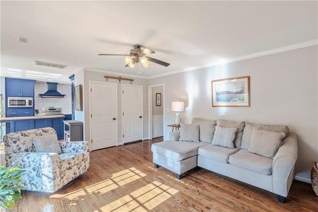 1125 Briarwood Drive, Walnut Cove, NC 27052