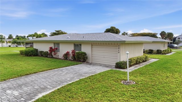 1410 Tredegar DR, Fort Myers, FL 33919