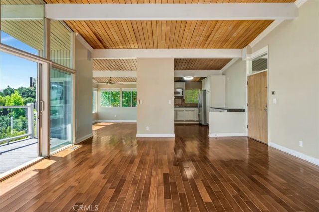 5102 Medina Road, Woodland Hills, CA 91364