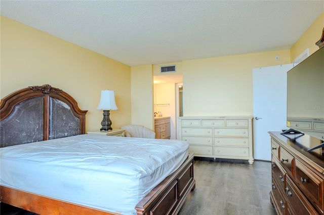 2620 COVE CAY DRIVE 802, Clearwater, FL 33760