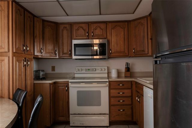 2620 COVE CAY DRIVE 802, Clearwater, FL 33760