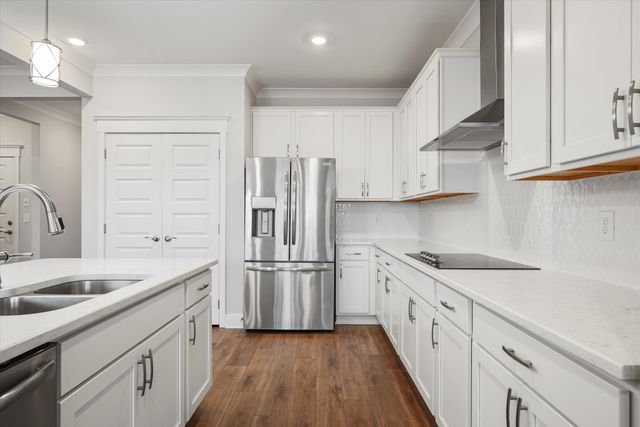 492 Triple Crown Cir, Gallatin, TN 37066