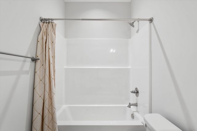 492 Triple Crown Cir, Gallatin, TN 37066