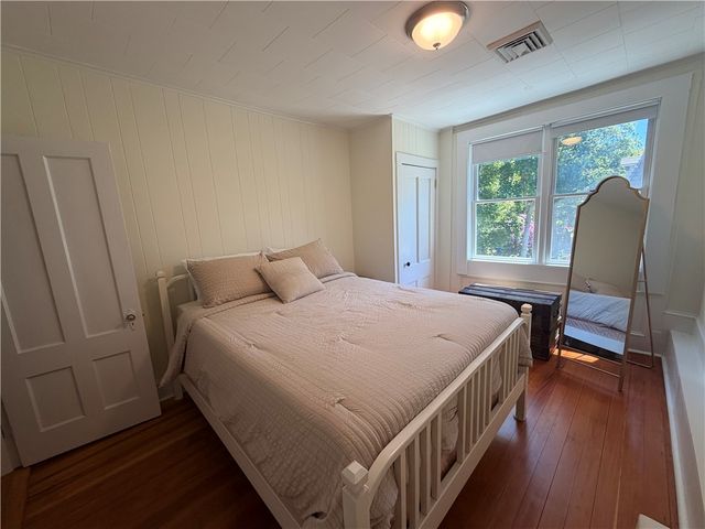 44 Everett Street 3, Newport, RI 02840