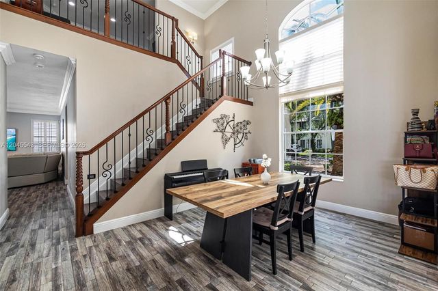 15941 NW 83rd Ave, Miami Lakes, FL 33016