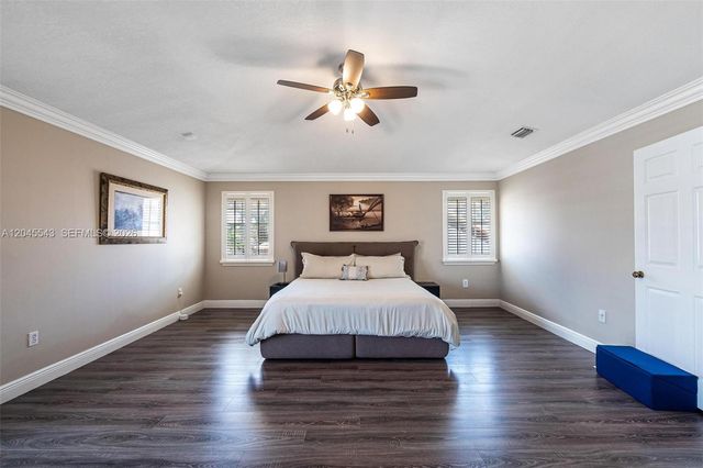 15941 NW 83rd Ave, Miami Lakes, FL 33016