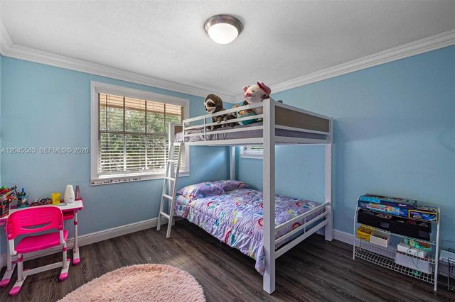 15941 NW 83rd Ave, Miami Lakes, FL 33016