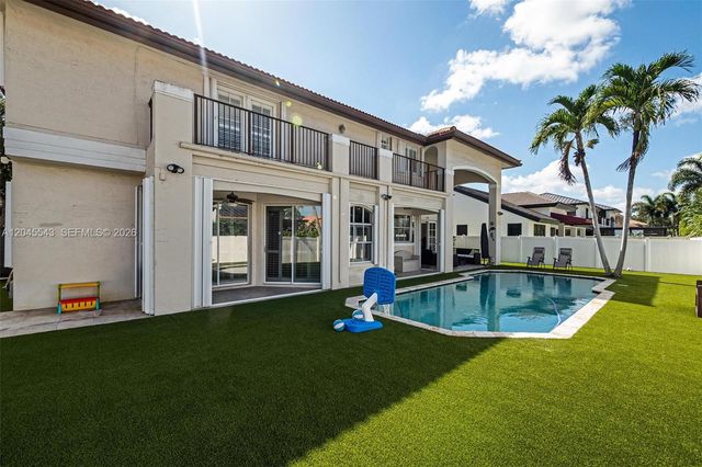 15941 NW 83rd Ave, Miami Lakes, FL 33016