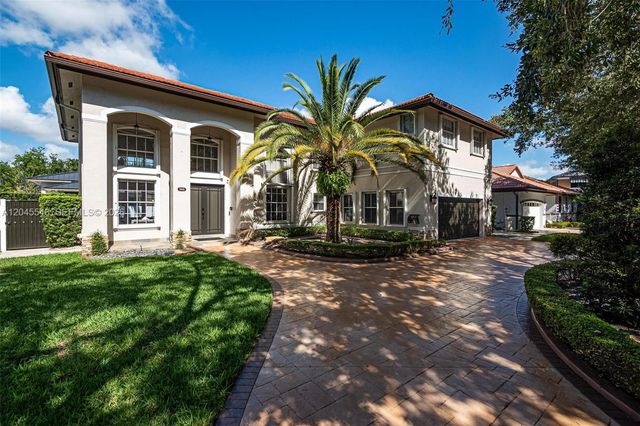15941 NW 83rd Ave, Miami Lakes, FL 33016