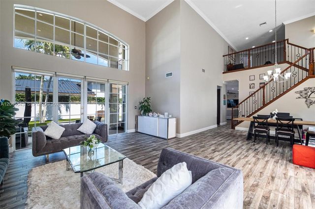 15941 NW 83rd Ave, Miami Lakes, FL 33016