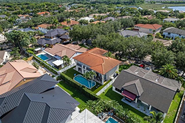 15941 NW 83rd Ave, Miami Lakes, FL 33016