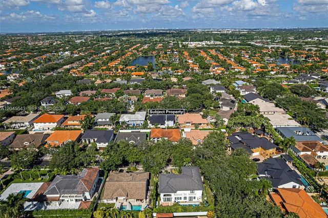 15941 NW 83rd Ave, Miami Lakes, FL 33016