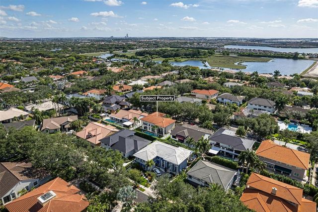 15941 NW 83rd Ave, Miami Lakes, FL 33016