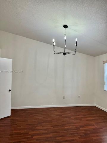 706 NW 108 TE, Pembroke Pines, FL 33026