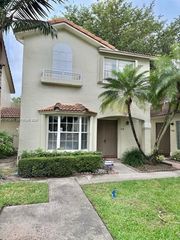 706 NW 108 TE, Pembroke Pines, FL 33026