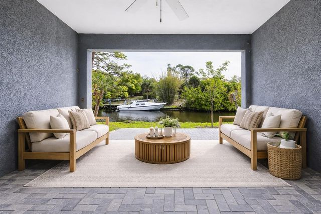 2090 COMO STREET, Port Charlotte, FL 33948