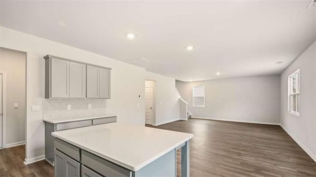 39 Weymouth Drive, Locust Grove, GA 30248